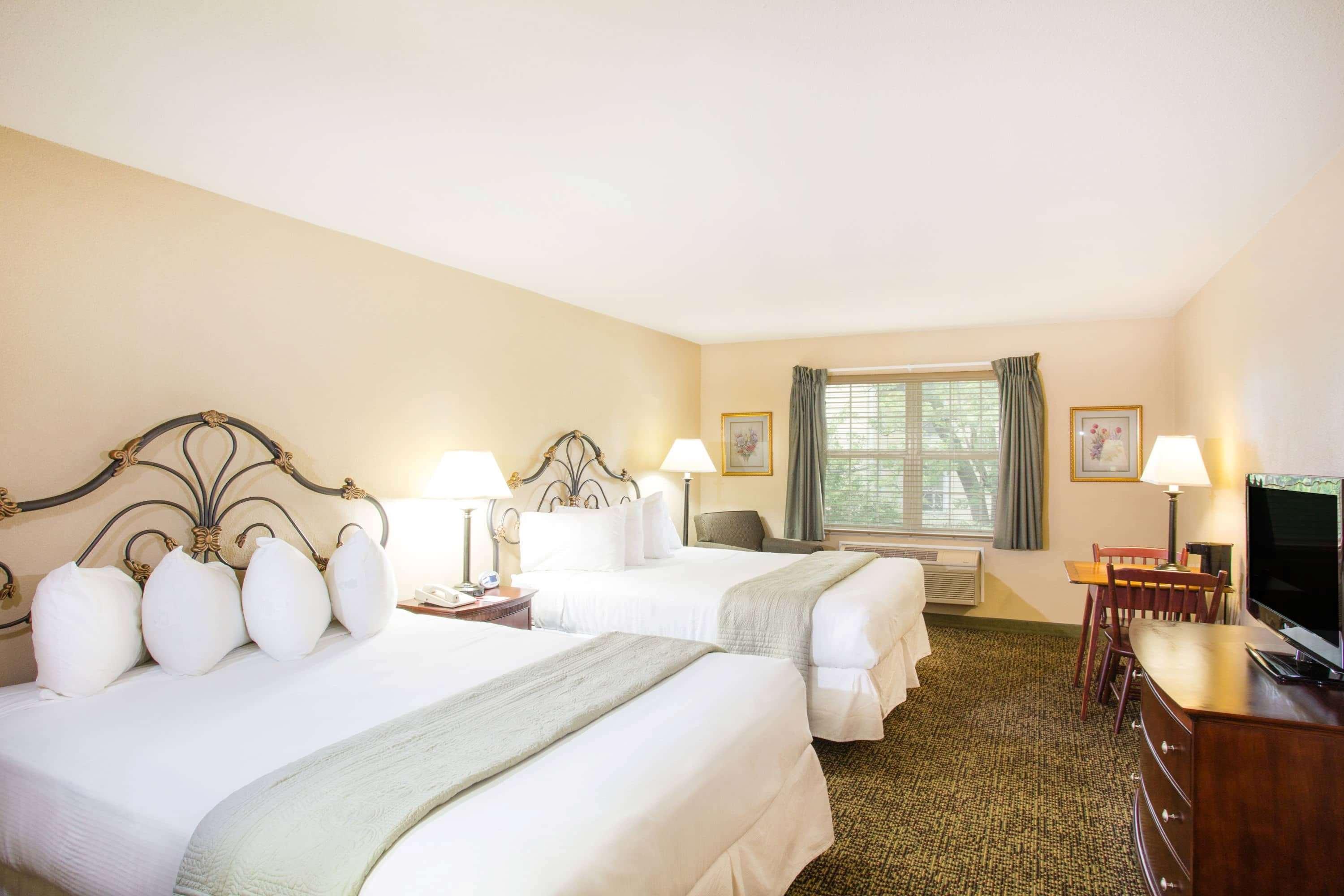 Wyndham Garden Galena Hotel & Day Spa Экстерьер фото