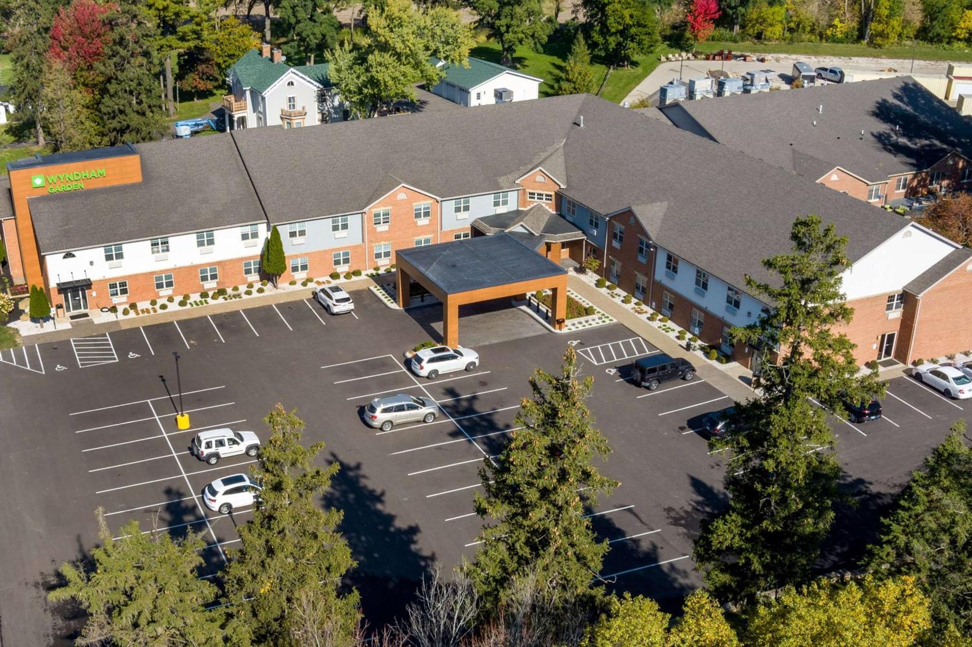 Wyndham Garden Galena Hotel & Day Spa Экстерьер фото