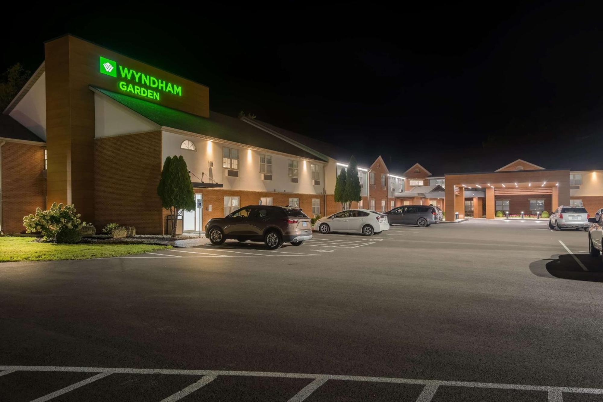 Wyndham Garden Galena Hotel & Day Spa Экстерьер фото